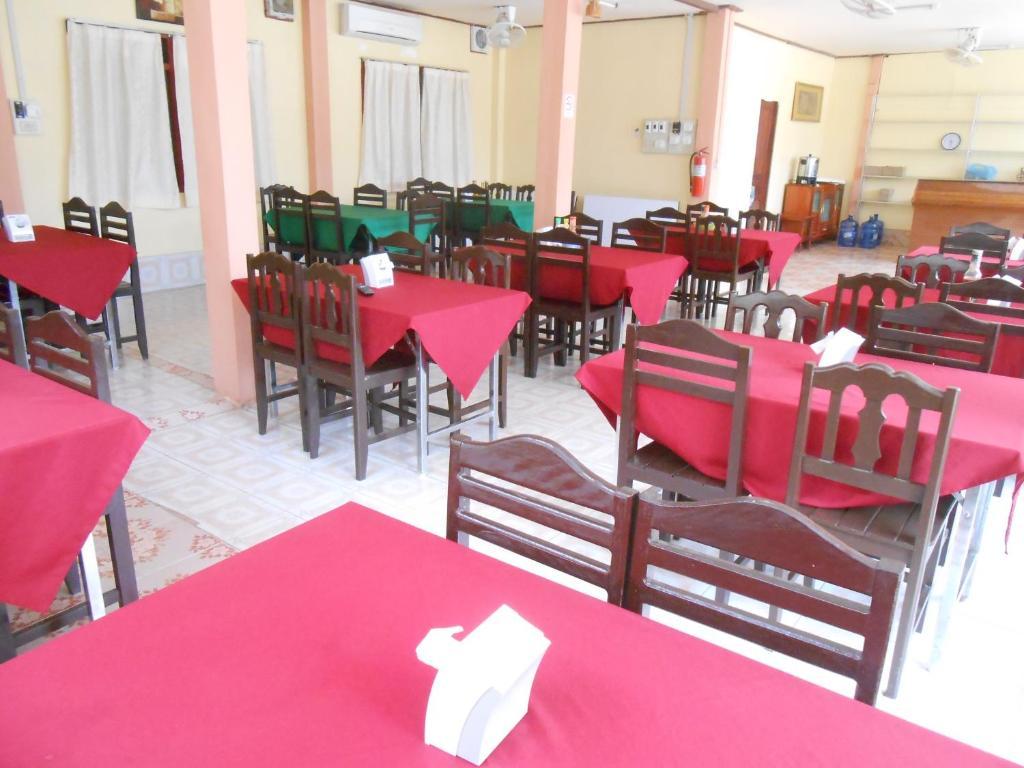 Khampaseuth Hotel Ванг Виенг Екстериор снимка