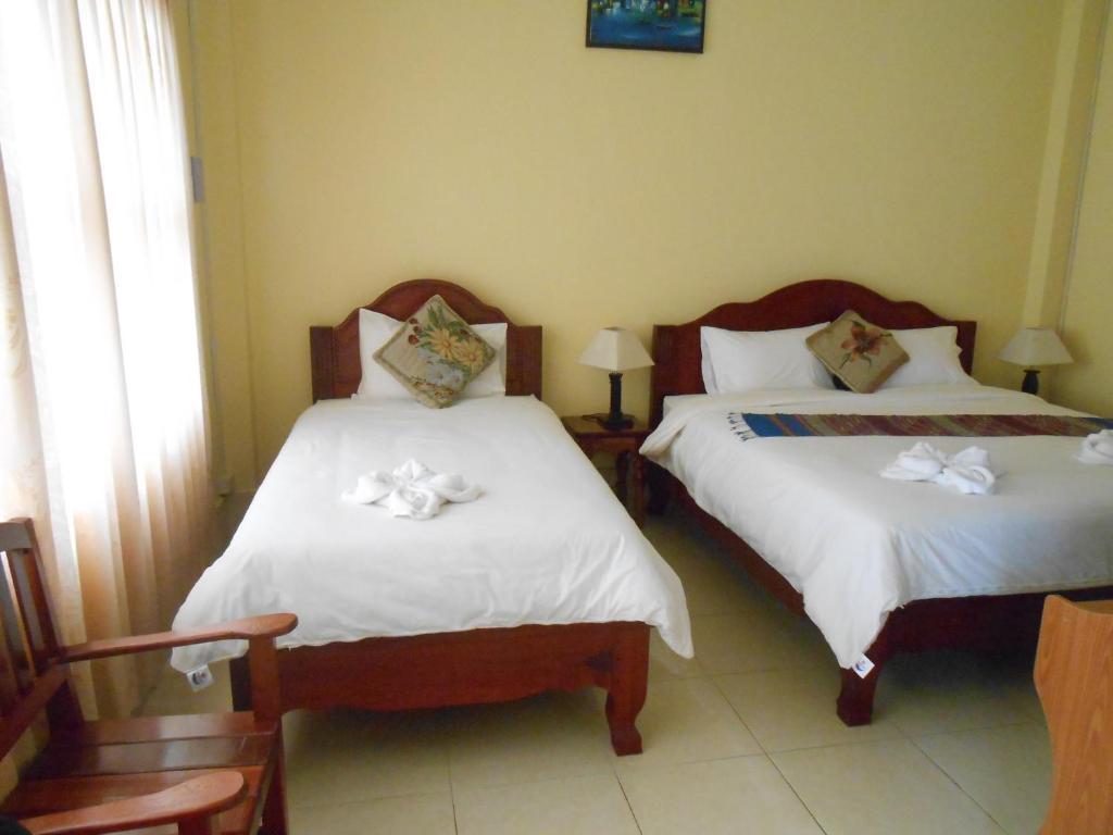 Khampaseuth Hotel Ванг Виенг Екстериор снимка