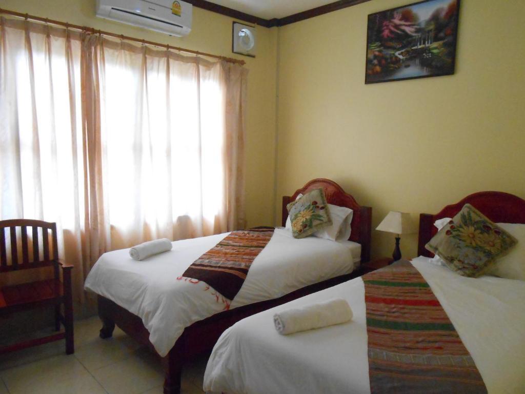 Khampaseuth Hotel Ванг Виенг Стая снимка